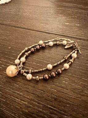 Elegant Multi-Strand Pearl and Metallic Bead Bracelet in Cream and Brown